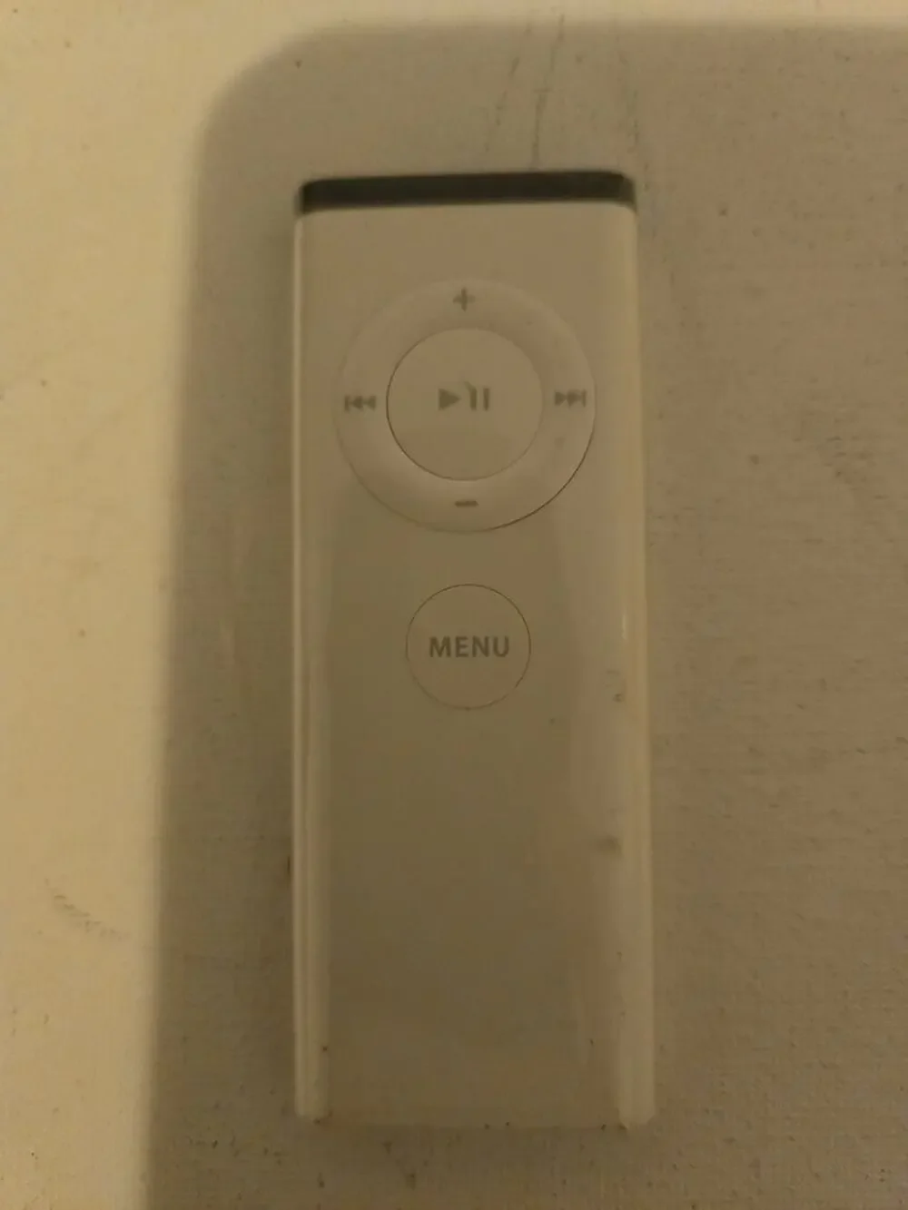 Apple iPod Shuffle 1st Generation 512MB MP3 Player